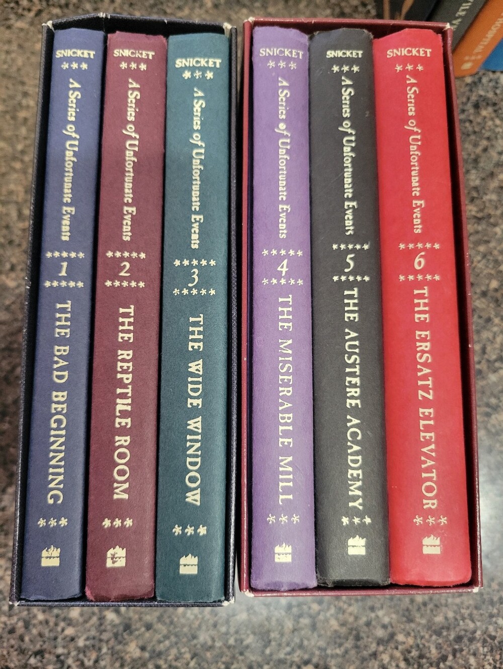 A Series of Unfortunate Events Boxed Set - Multicolor Hardcover Collection